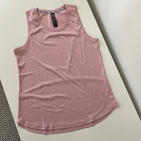 RBX Tops - RBX soft pink workout top (L)